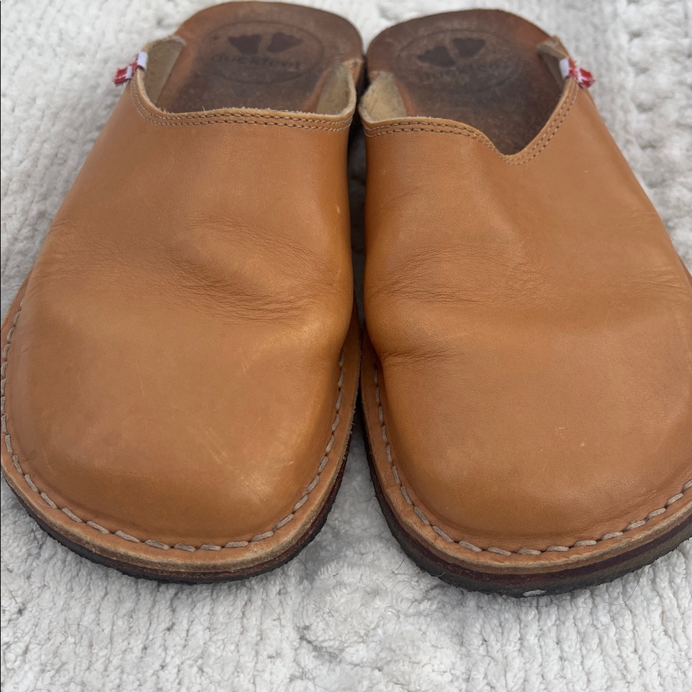 Duckfeet Blavand Leather Clog - Picture 5 of 7